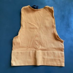 URBAN OUTFITTERS TANK TOP
